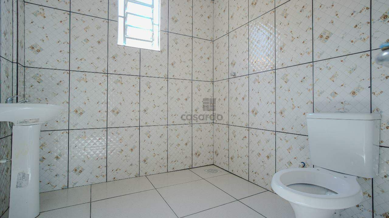 63hfiq-predio-no-pelotas-banheiro-social-1.jpg