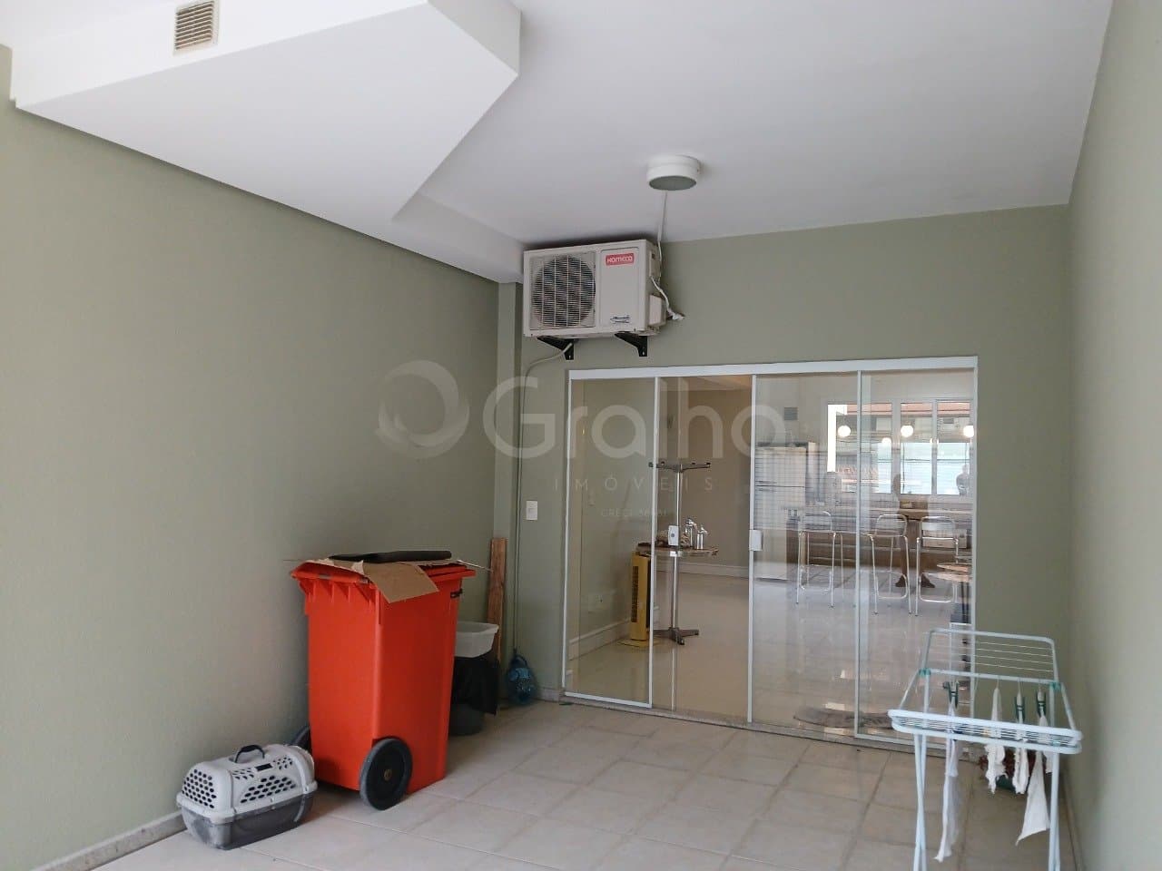 6gsg5r-i9qZAA_4067169025b1a2be89.jpg