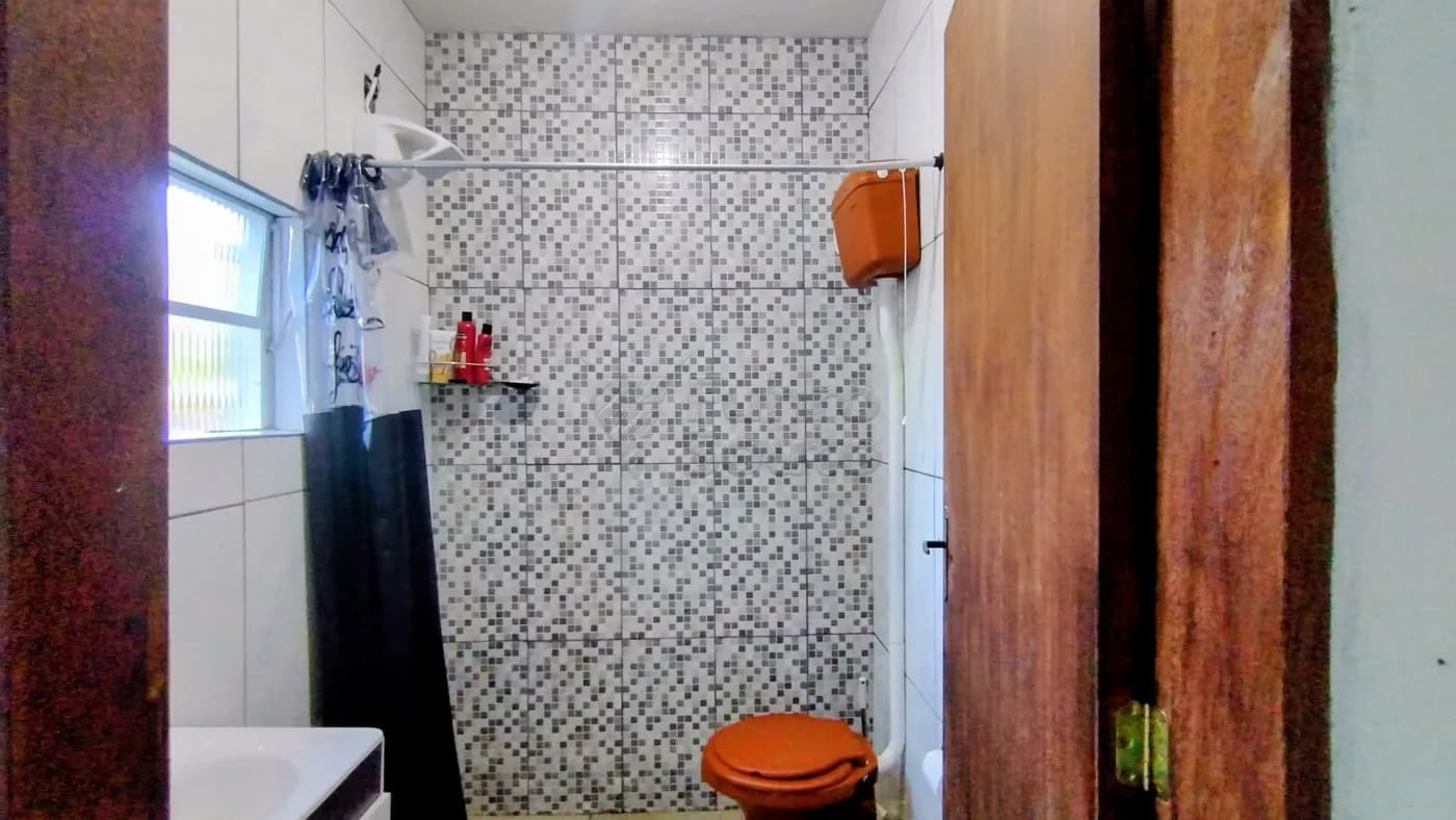6mqrvf-banheiro.webp