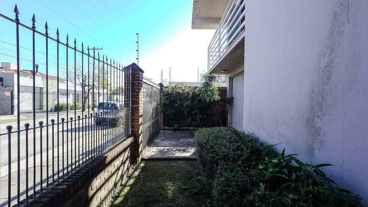 6nbrwq-casa-comercial-no-pelotas-externa.jpg