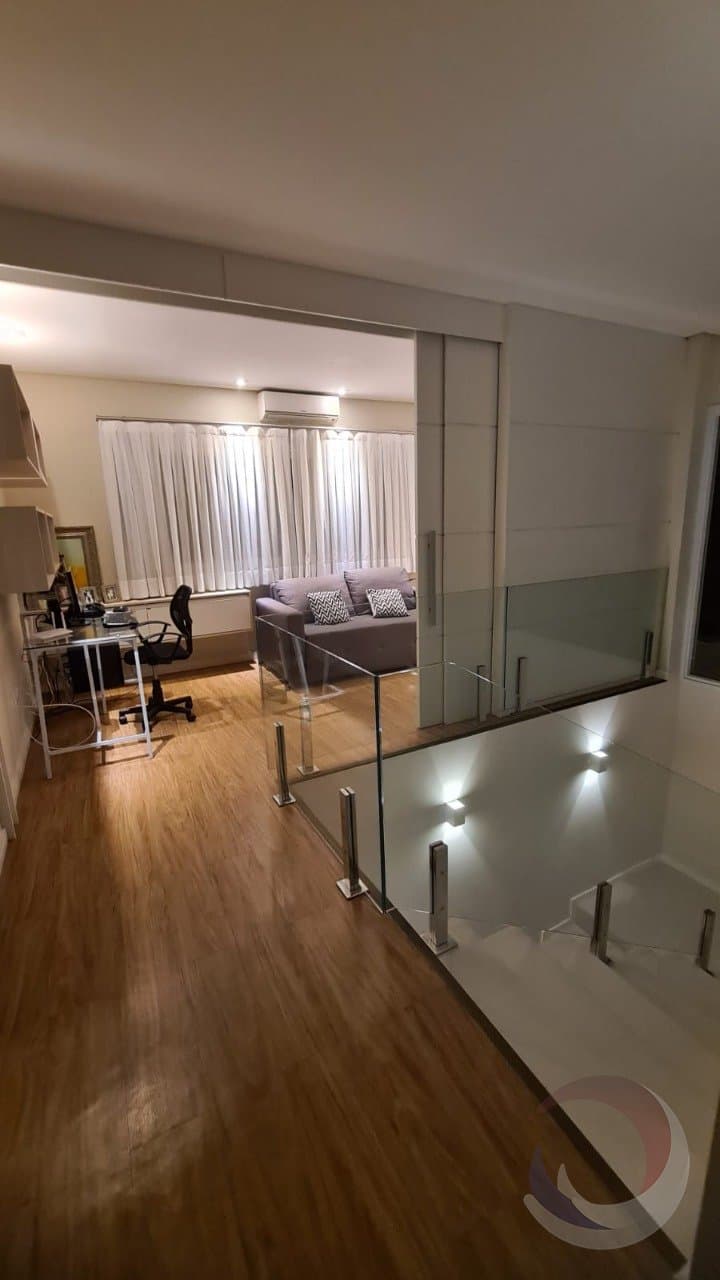 6ojlg-it8I4m16tX_31142652d316b0497f.jpg