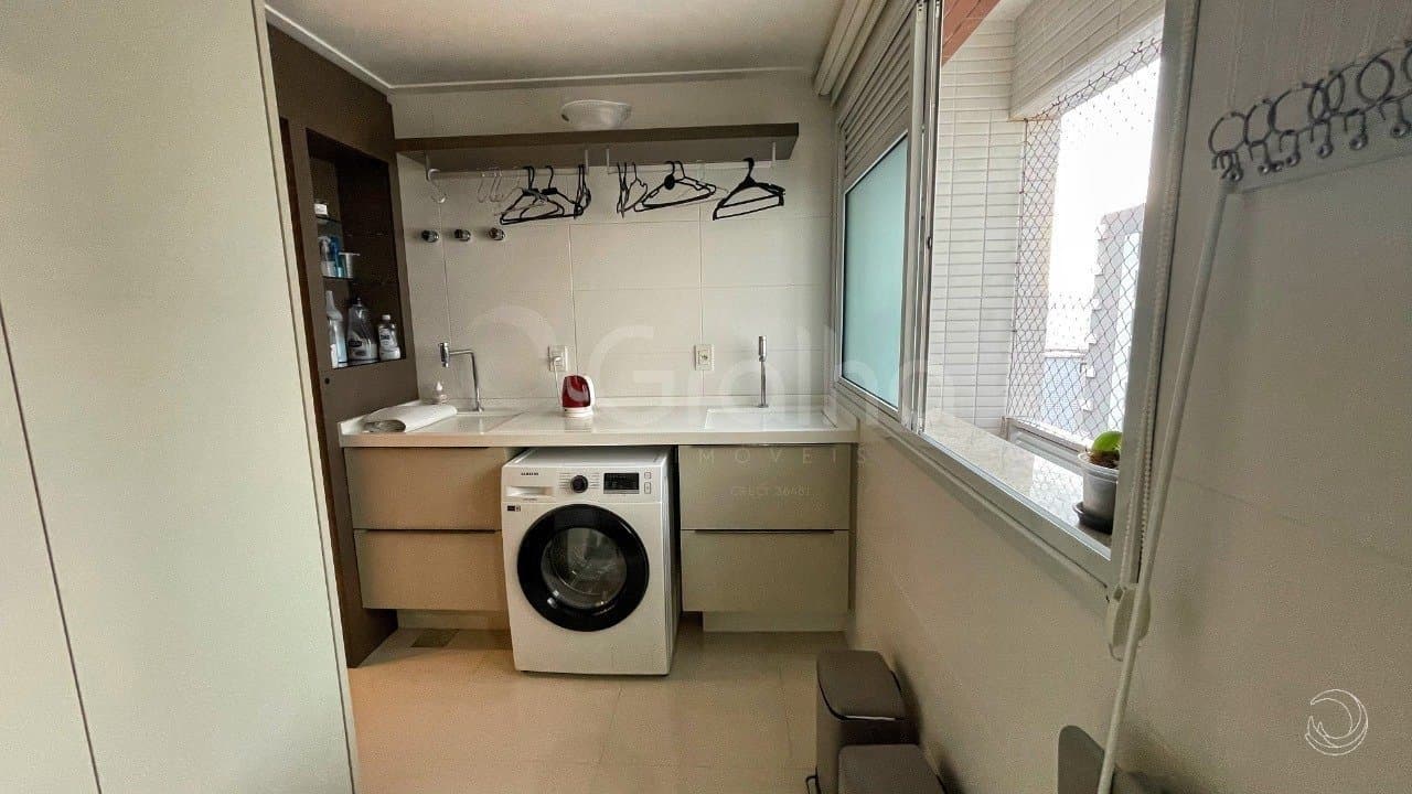 75ay7-i6JEpa2u57bJ2XaVg5f_41800697ce9ed09095.jpg