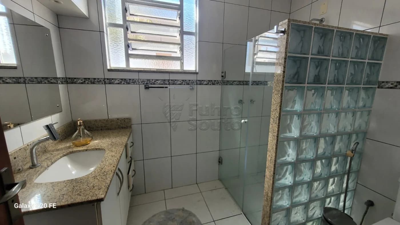 76xkja-banheiro.webp