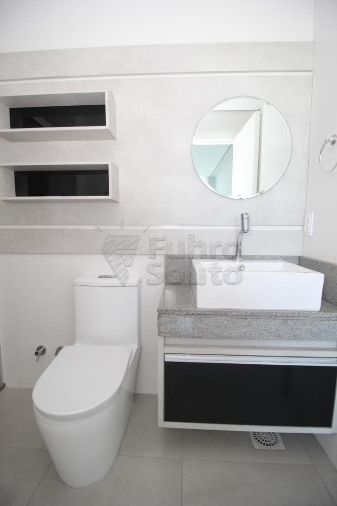 7r21kp-banheiro-suite.jpg