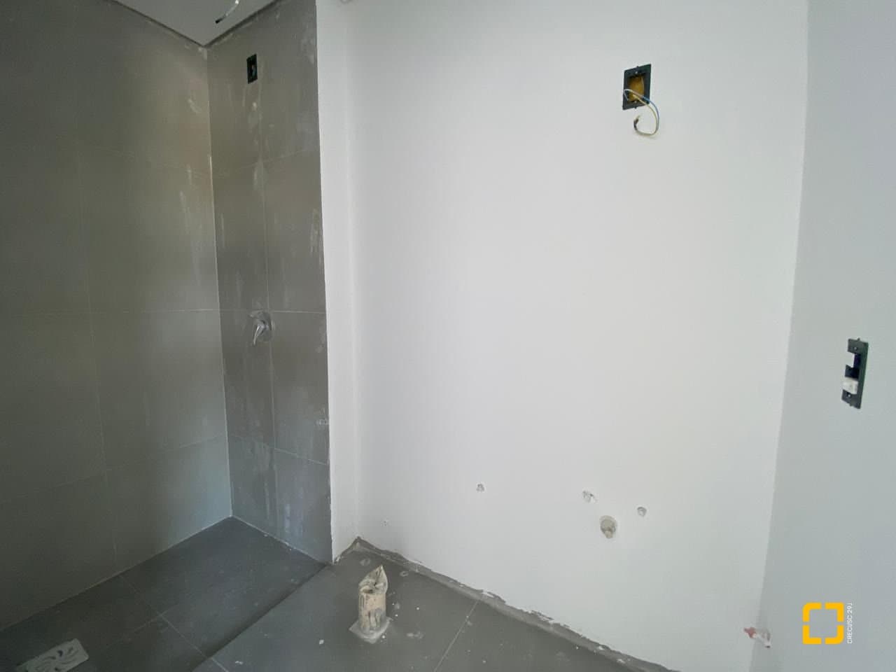 7yvt9-iv5tD_558196852d07643d82.jpg