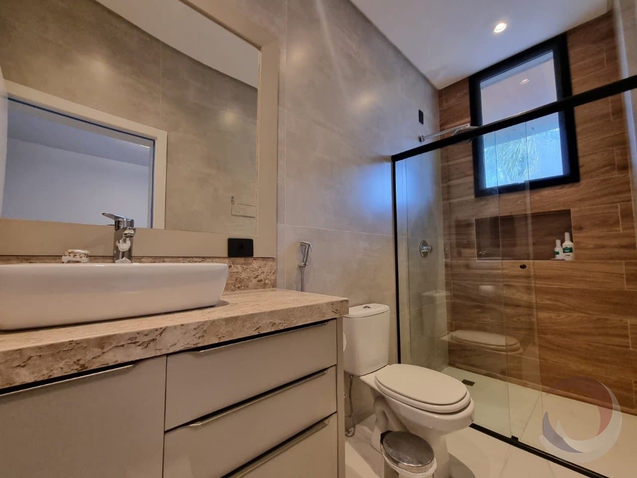86rv8o-i335D7V_2978264e4a62570eed.jpg