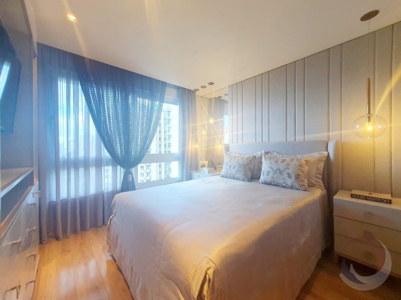 8ame9q-iFp4j_31776657b0fd037879.jpg