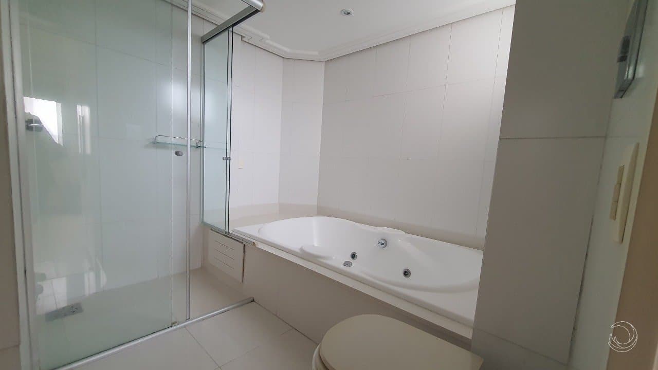 8b35wi-iSl9Kr76pEyK_3442866912a91ade7d.jpg
