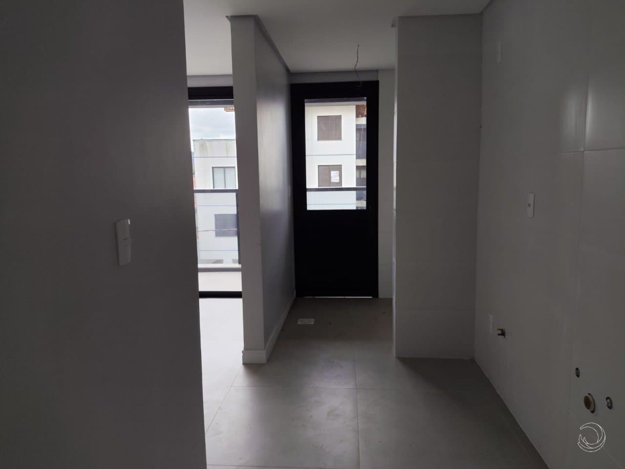 8h60k-i1UX3176276My92856_36840679b7a5c0b963.jpg