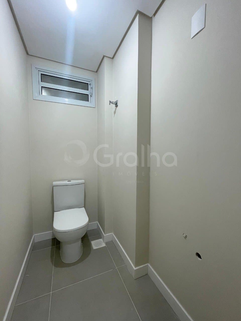 8j171x-izp67W158O64_4005468cafdf3db0c7.jpg