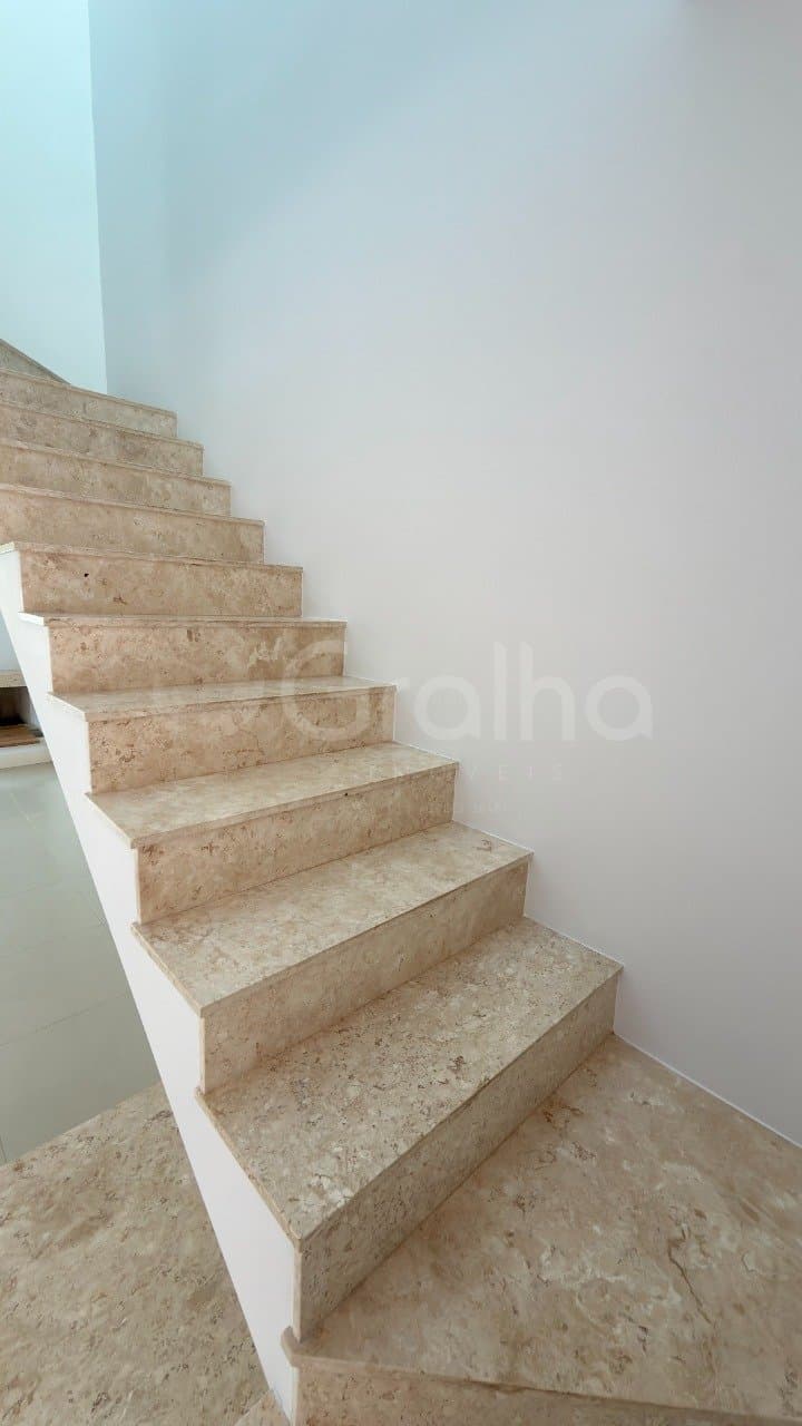 8nmuci-i9DuvZ3exX72gZzYE1_433266a0c9cf89b80f.jpg