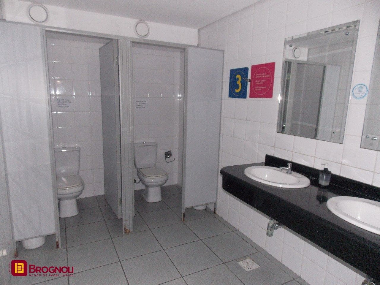 8q2gsx-i10n44g31_367975c951ed216065.jpg