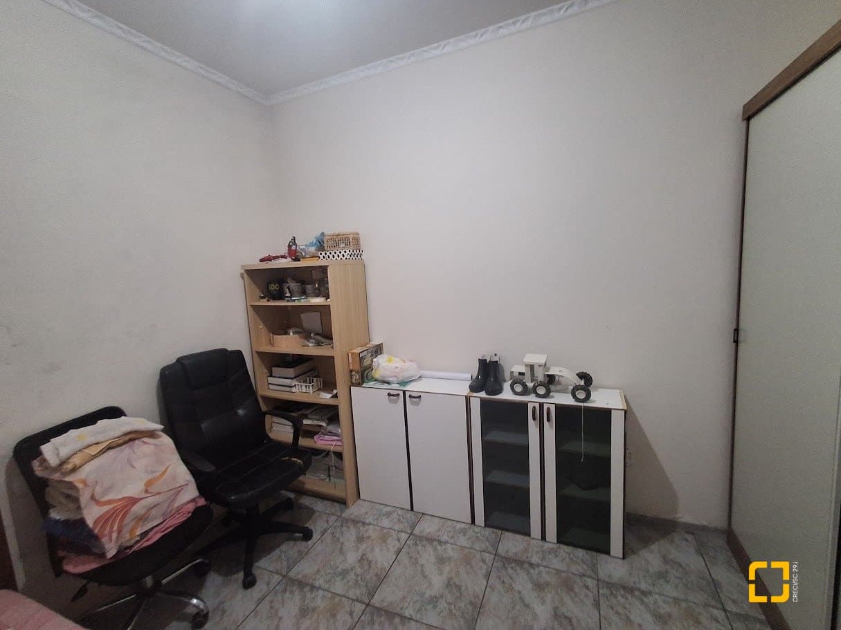 8s32vj-is2Euz985BQr_5941169ea5cd586652.jpg
