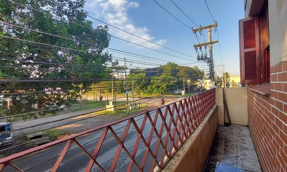 930d4818-05b4-4c13-86e2-5b84b9ab0d87.jpg