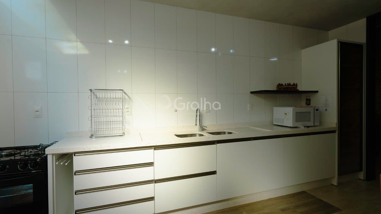 98pv7l-it561h2576r8_3838468750a2e04227.jpg