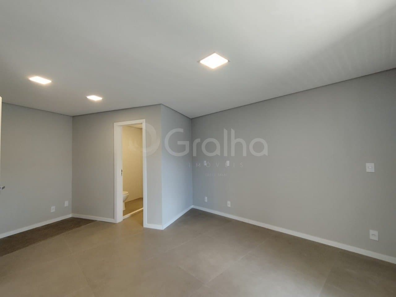 9cfy3r-ihN296PkUZ14sy2Hb5_4033868efd5de34ed4.jpg