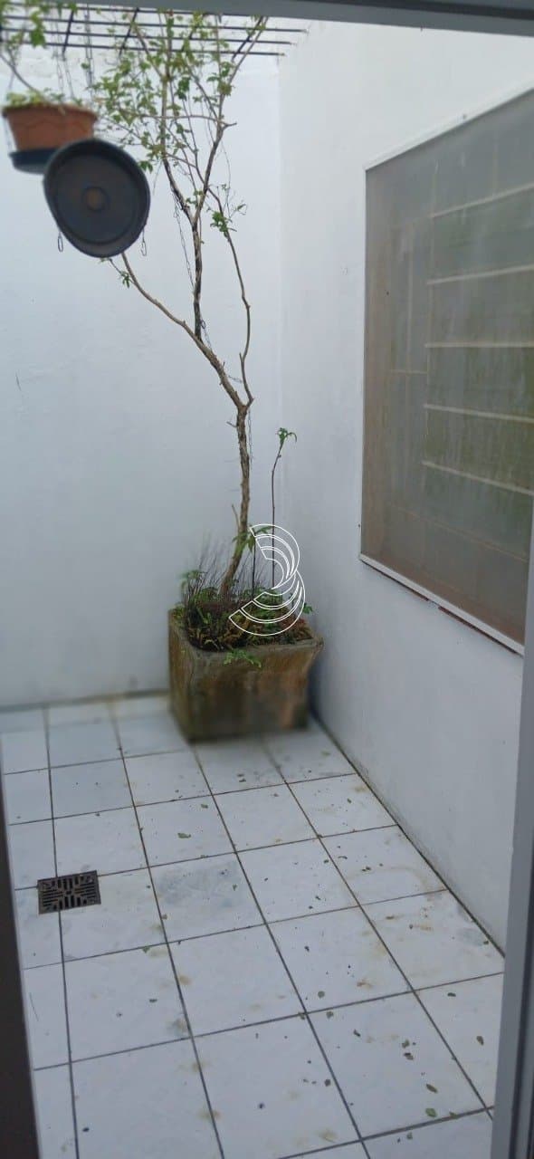 a2jaql-iw84268h_18547692dae8a20020.jpg