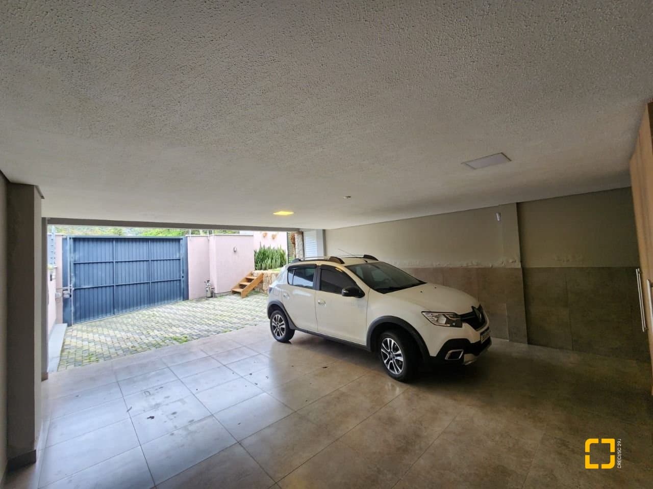 a5iuos-i1BB77K2_5669568a5db2454fb4.jpg