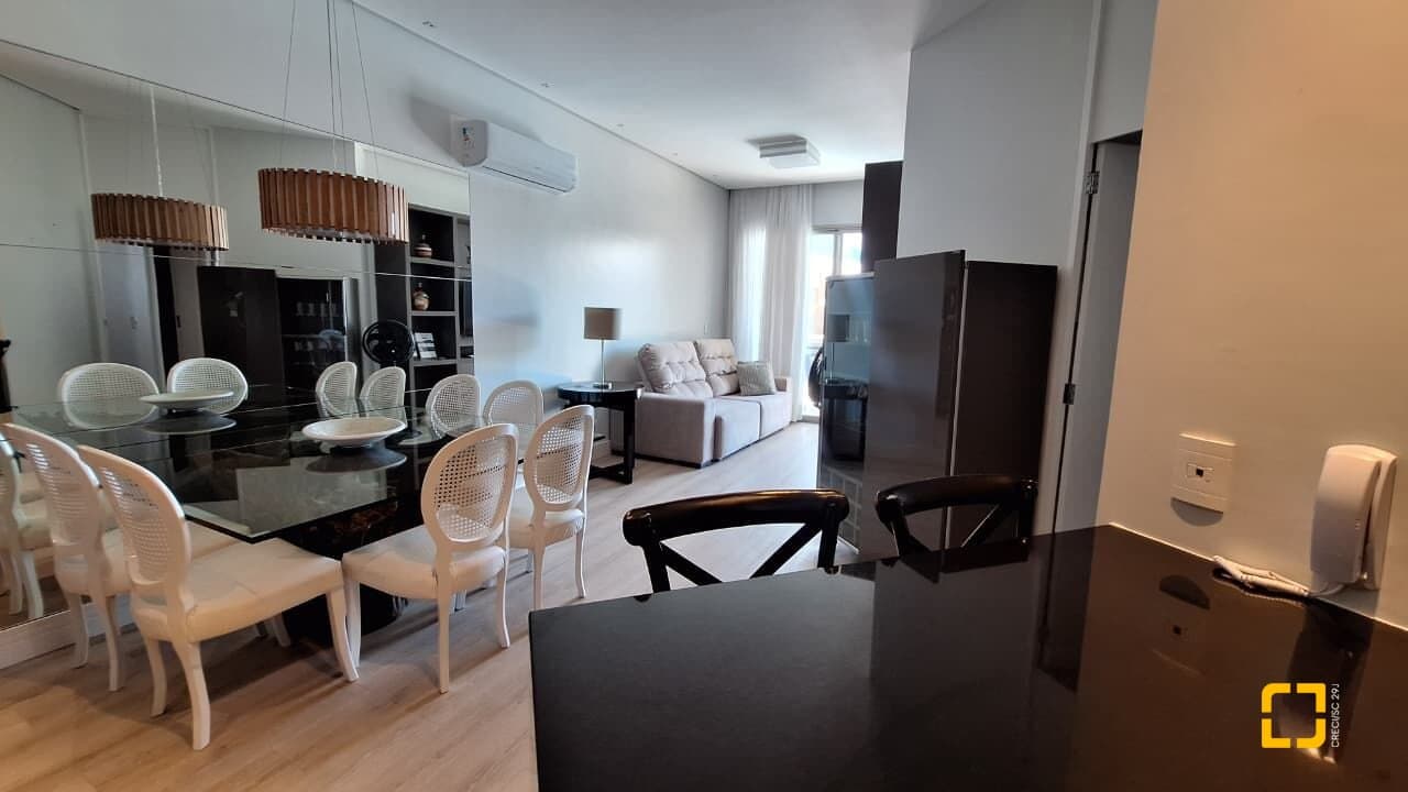 afr3pr-iv4o4w_5891969bd95976880b.jpg
