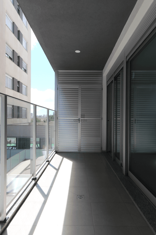 aglrc-studio-1-quarto-no-pelotas-sacada.png