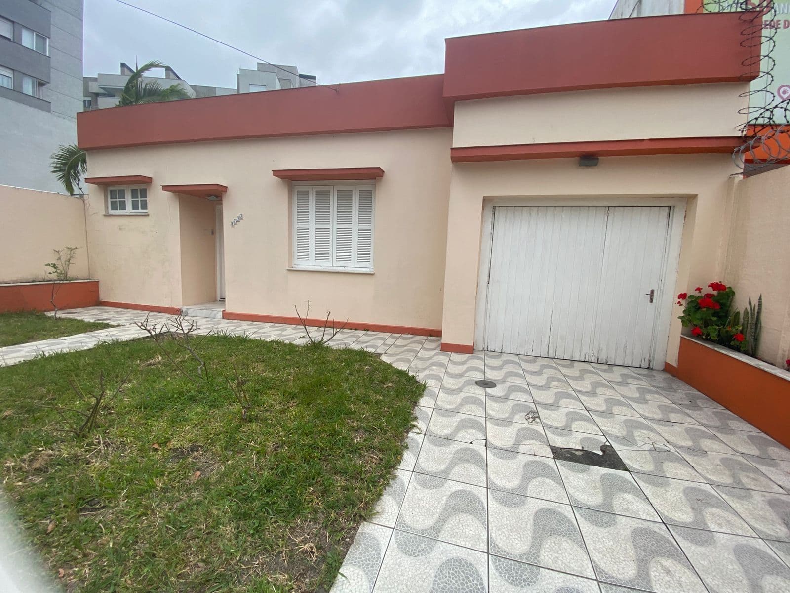 ainmd-img-284958130
