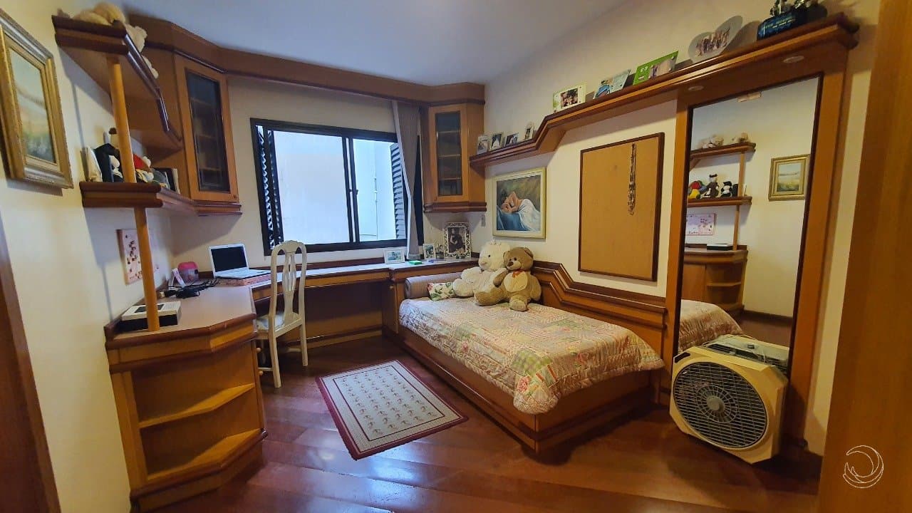 amawe-i7eSqt9bi26nq141_33154661ec9b185b79.jpg