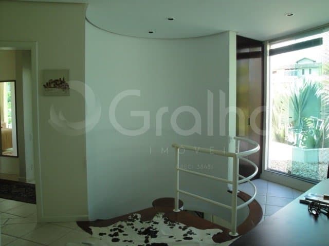 aoju7-i81I19x5Zc2_41916699d9894433bd.jpg