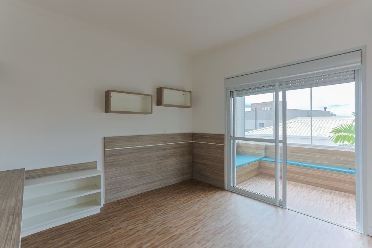 apmfik-iT915nz7X77cL1bo35_35602678a62dce69d7.jpg