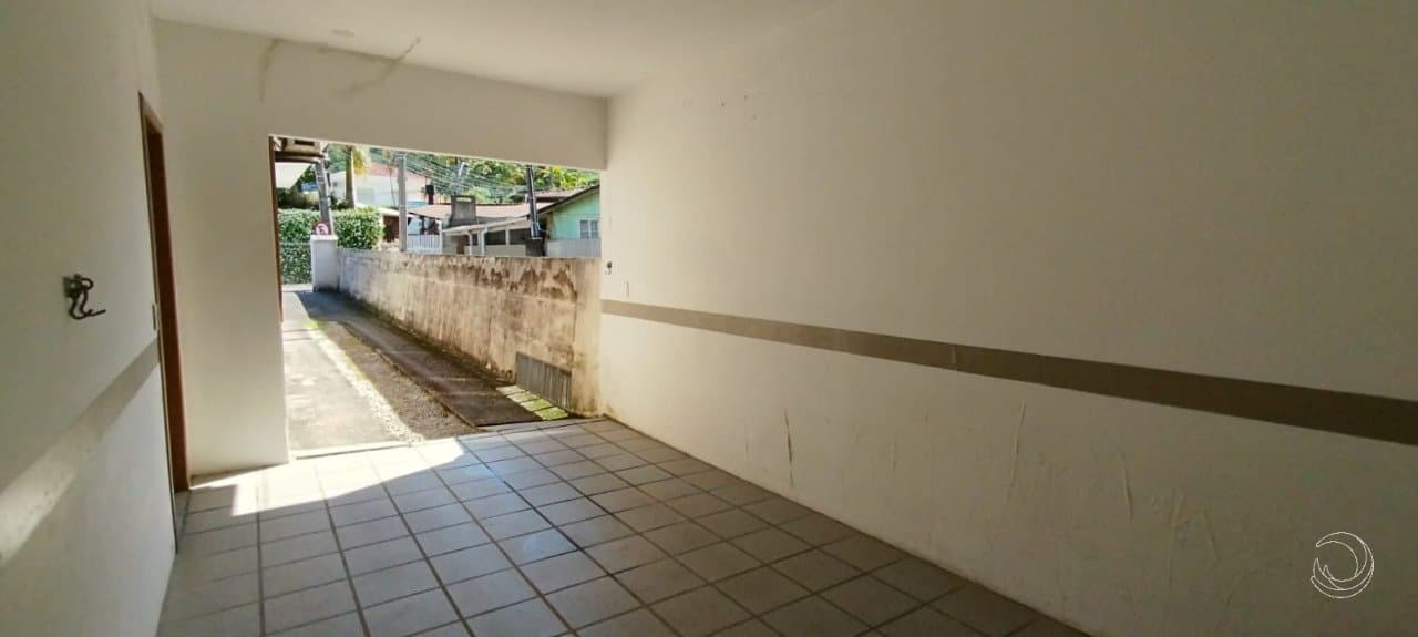 aqmzgl-iv674n9_3261165f0d44ba2fa7.jpg