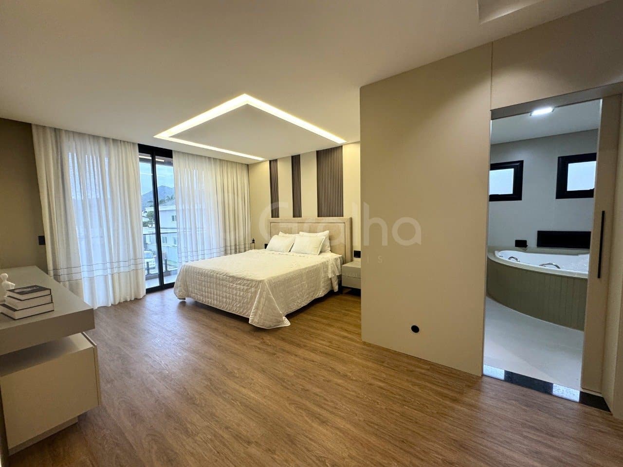 atizeo-iq8N6z143Y_4081569172e2882c83.jpg
