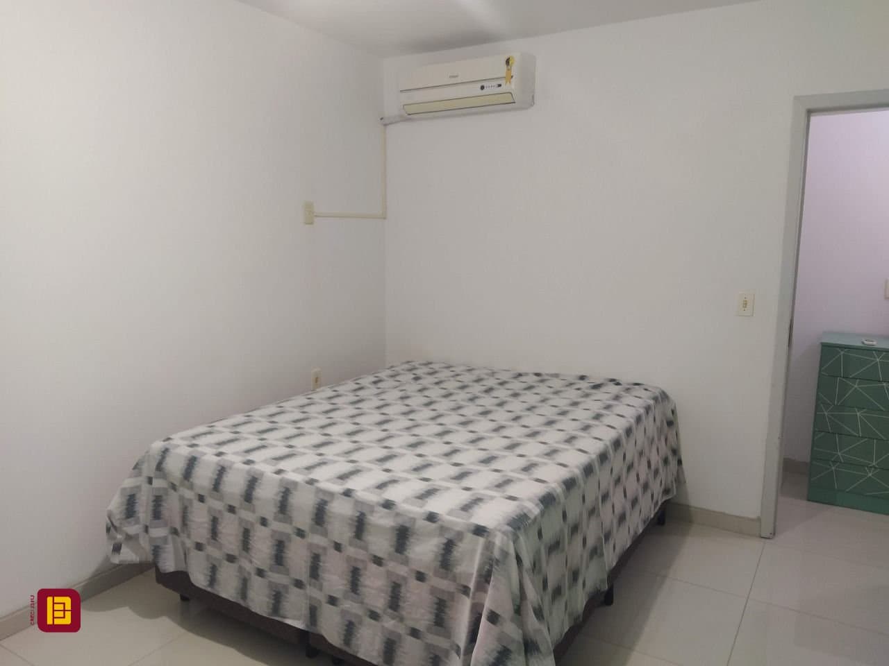 ats2cb-i3MiY1jb1324paz4a_467576650a9bb5dc62.jpg