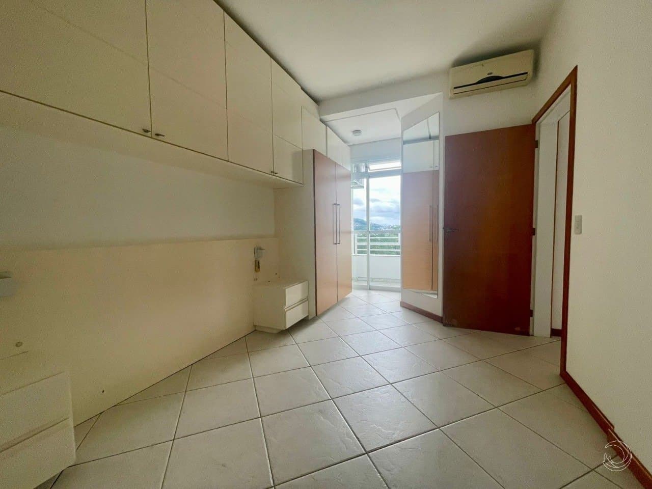 b2m6sg-i4832I_3696467a66808133d2.jpg