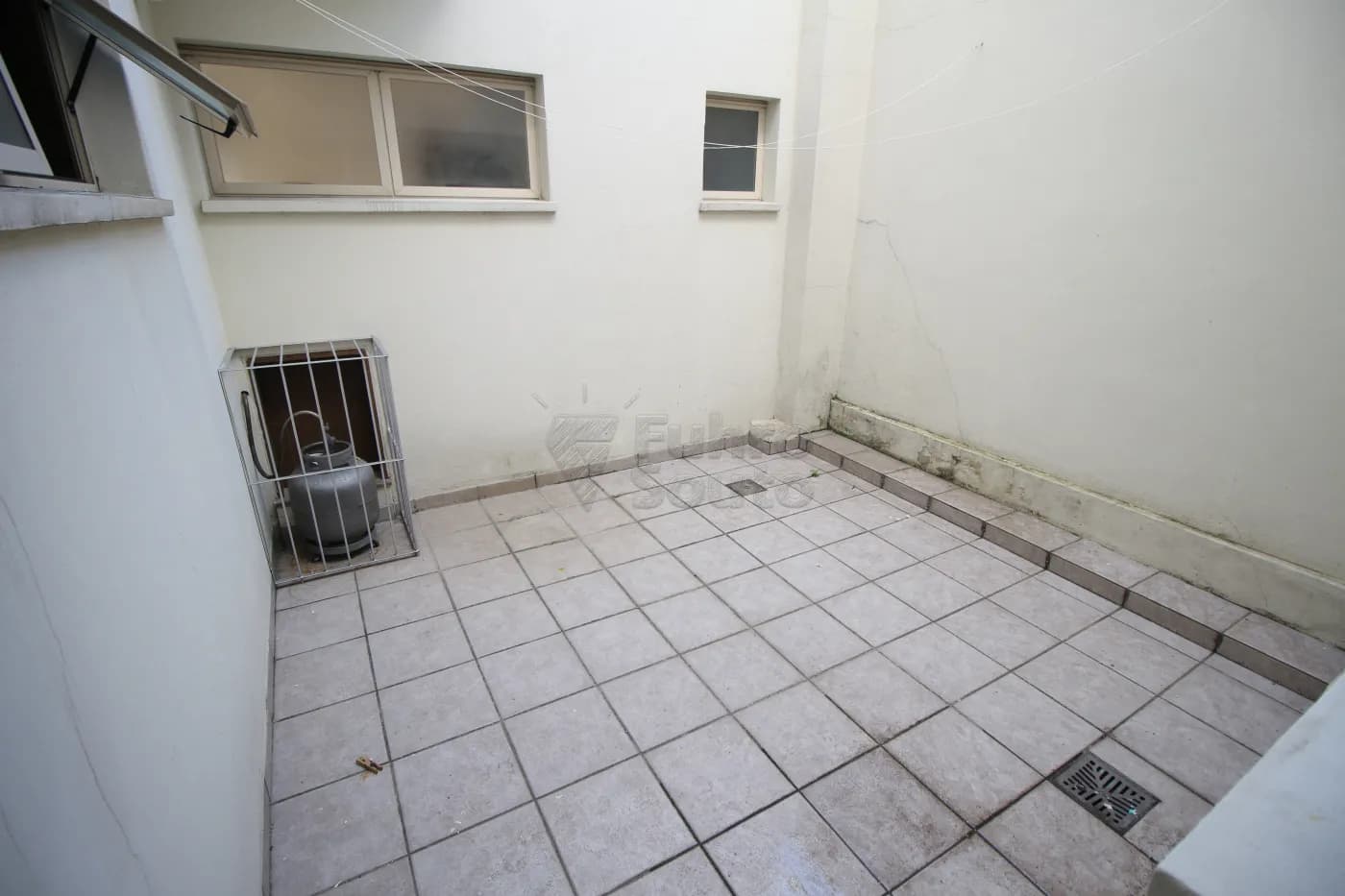 b3w6wp-area-externa.webp