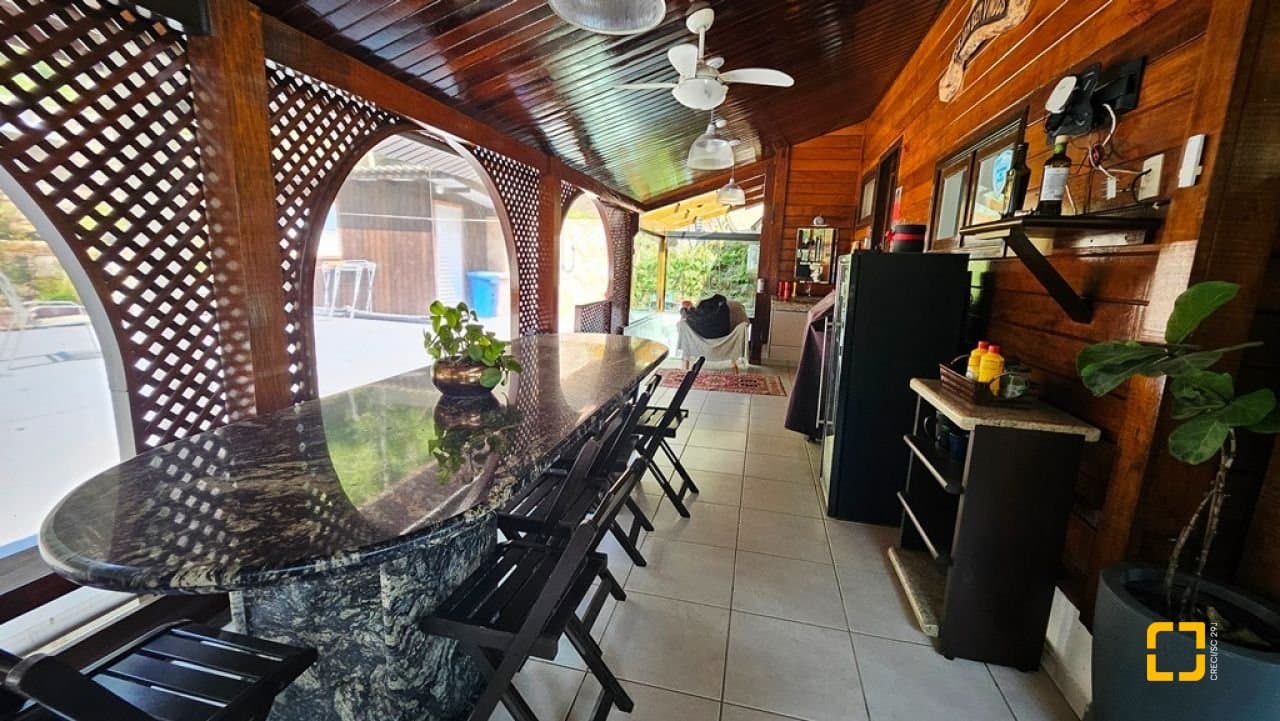 belim-i27ZJ58TM6iTC8VIv_5000867093d553ee88.jpg
