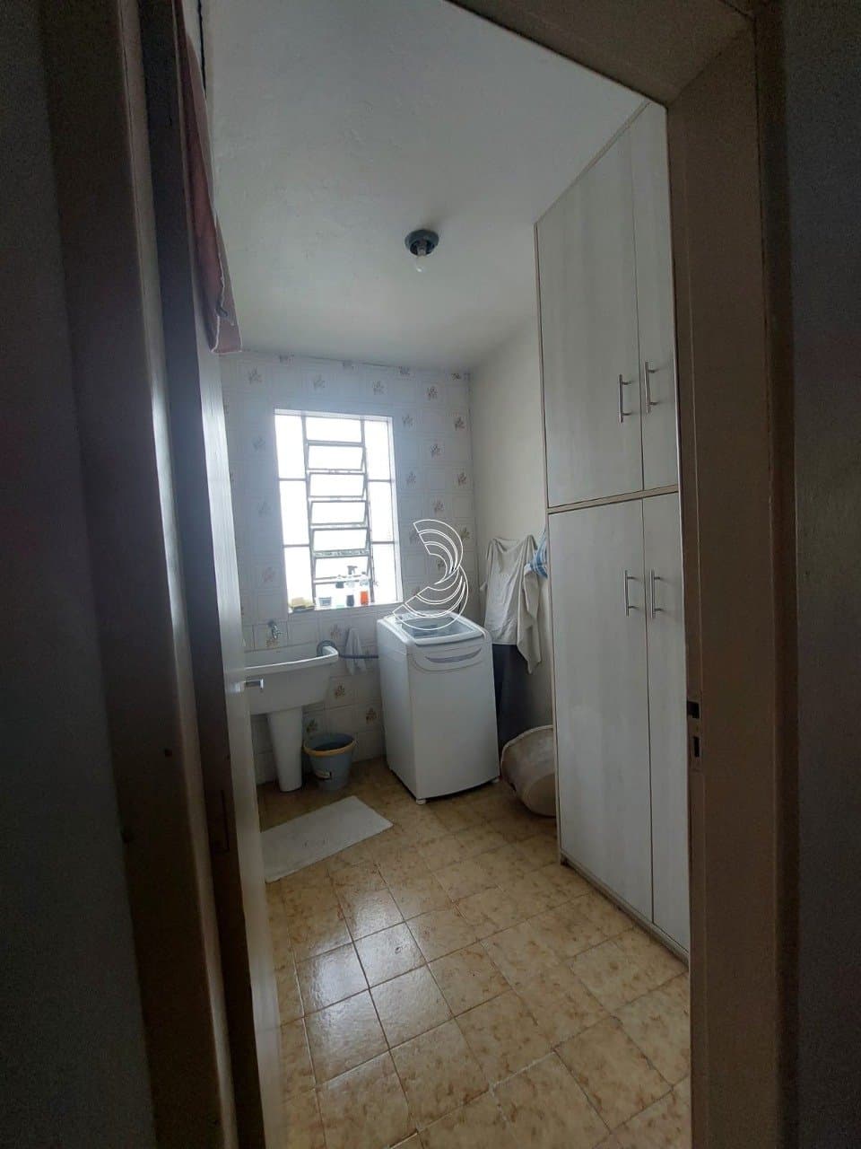 beq7ku-iq4W1A_192706a18566d4b463.jpg