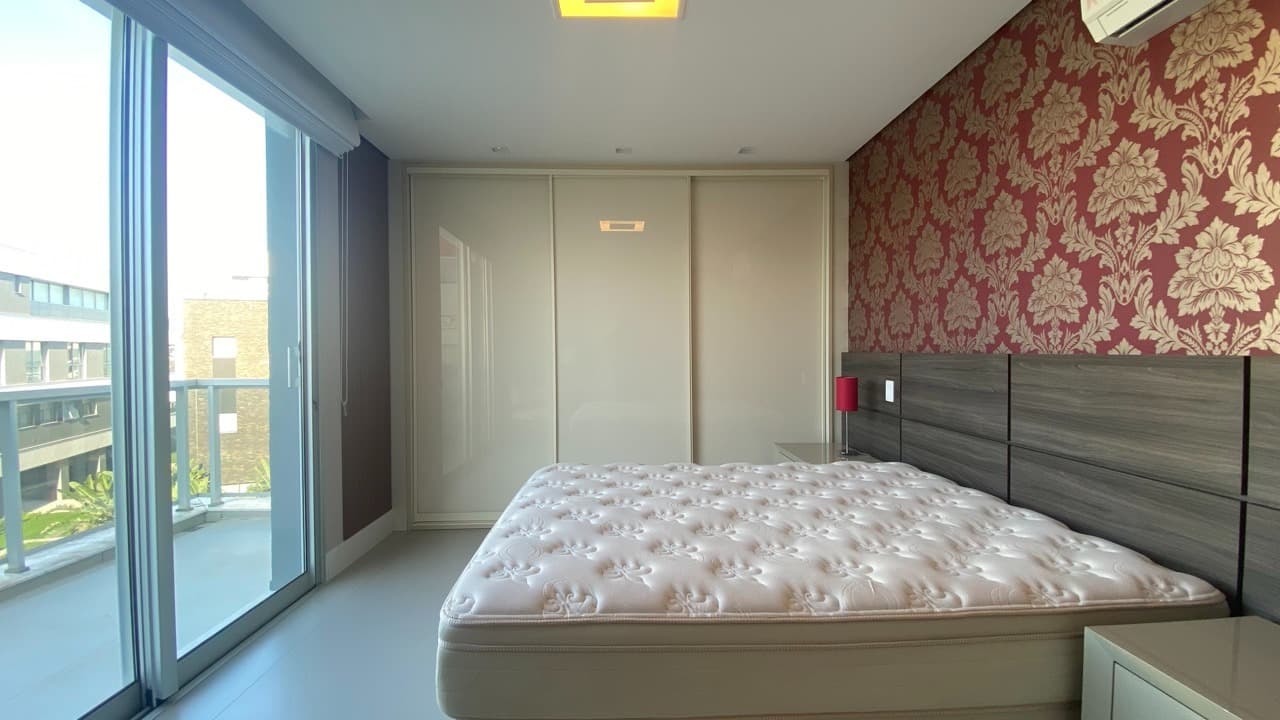 bq53r8-iBsQ72g4q21Z_3788267ffed147ad2e.jpg