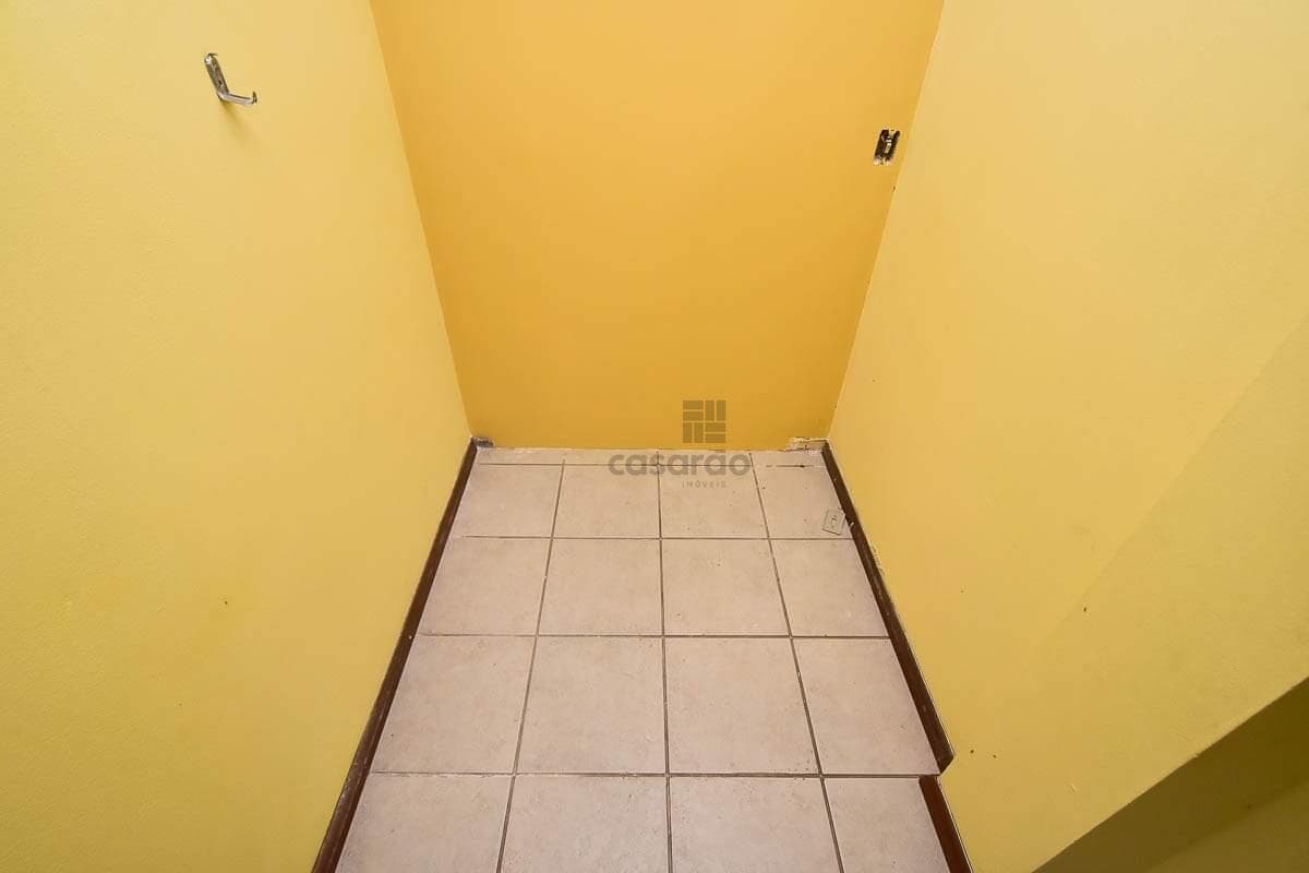 bs5mj4-loja-no-centro-area-interna.jpg