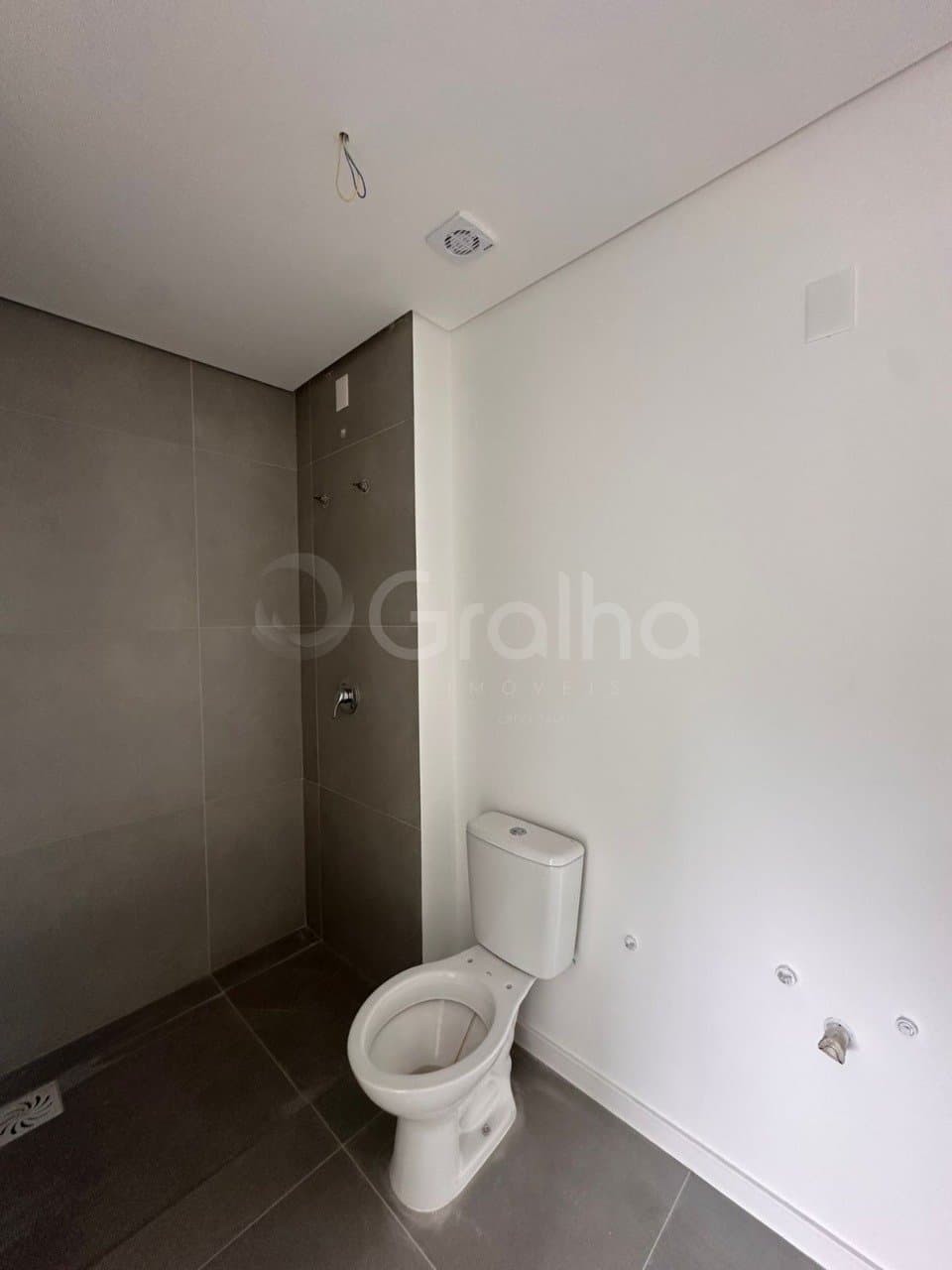 bxqph-iR748M3_4281869d9621e6bdfa.jpg