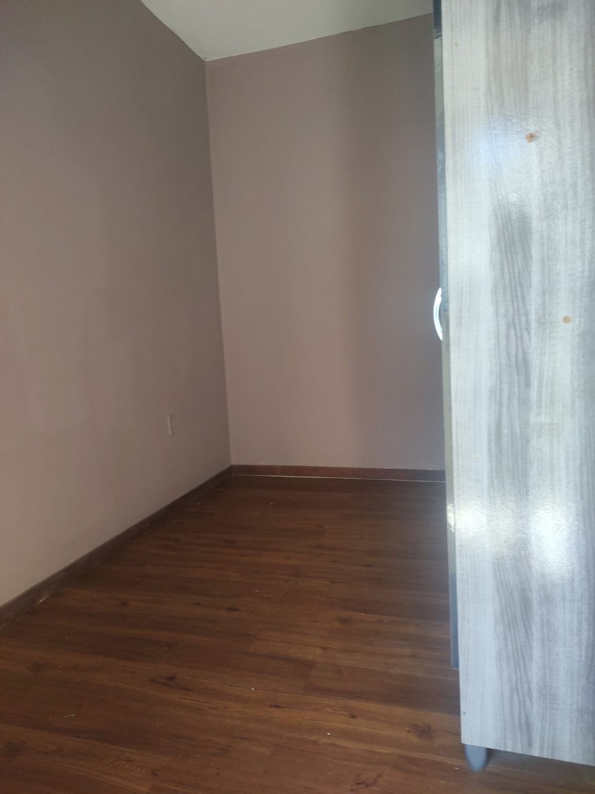 bzknih-img-46536204
