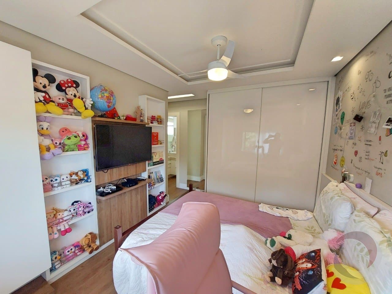 bzyxs8-i3pj14J069gG8vC301_301356537b886ad365.jpg
