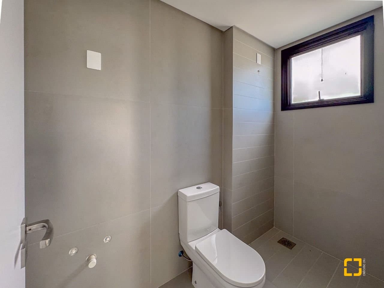 c931lf-iv48VjMo15_557756852f2fe3da07.jpg