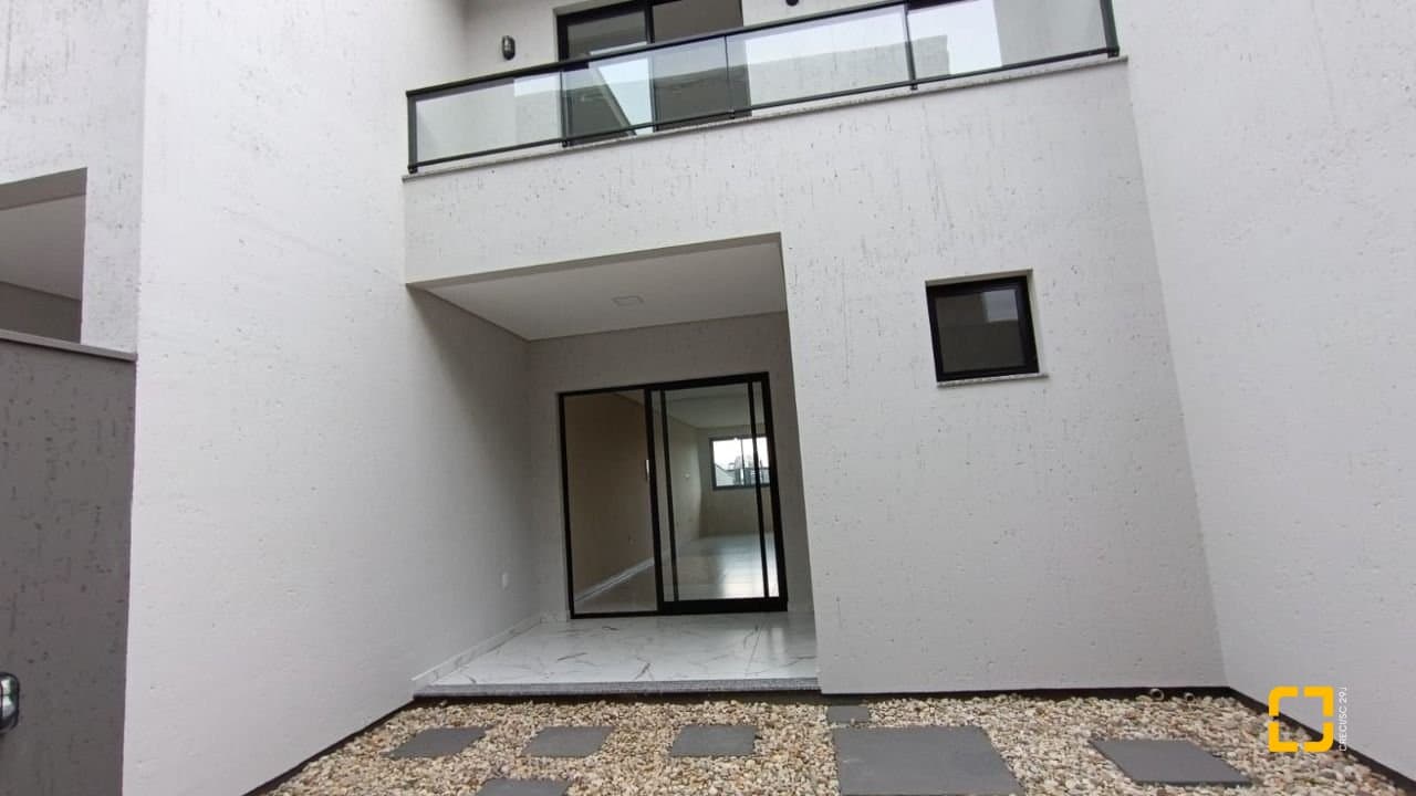 cjrfca-iL6i6_4847566bccbdccb4b3.jpg