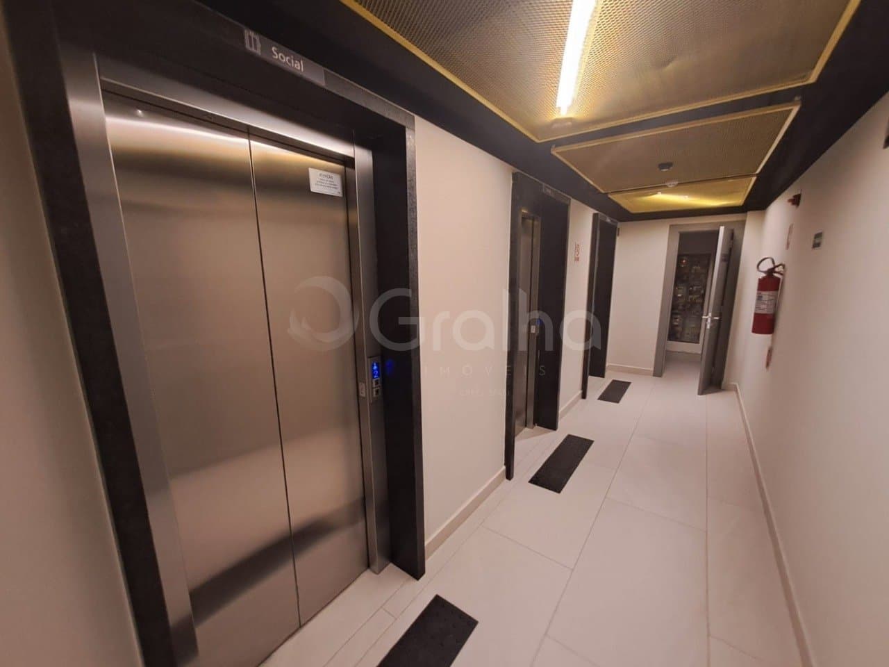 ckj6eb-iJWQE2s569tgy_41476696643ab64e16.jpg