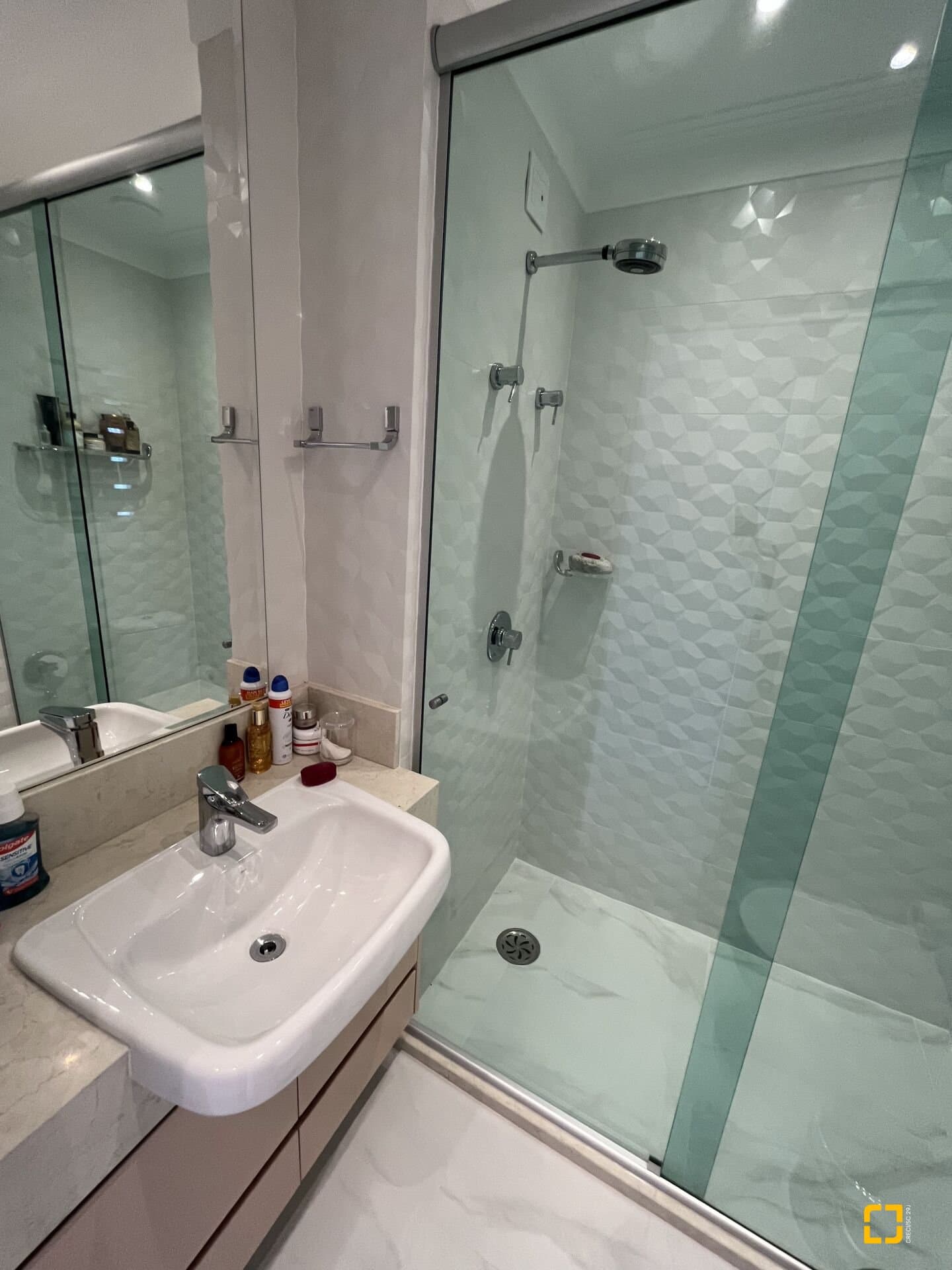 cks5qa-ii6t3f_5893269bd958c8e420.jpg
