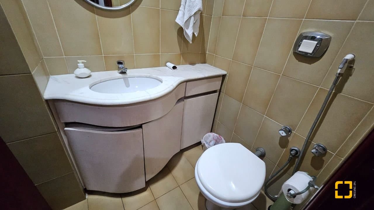 cmosjs-i7AcF2A97YT_5867369b472b21eb07.jpg