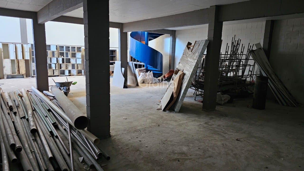 cthh5c-iR5xU_39228687933e34df6f.jpg