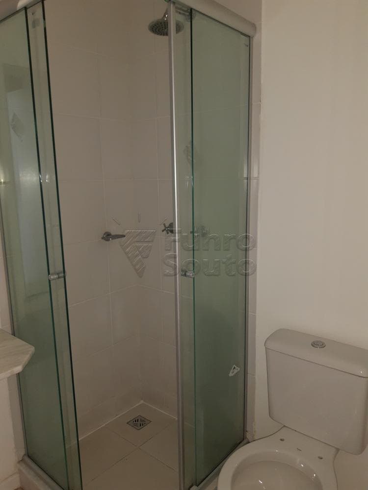 d6ar9n-banheiro-suite.jpg
