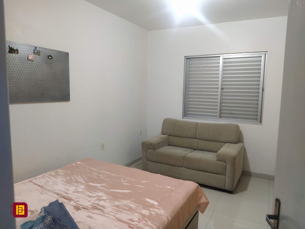 d6t8hf-i3MiY1jb1324paz4a_467576650a9b72430b.jpg