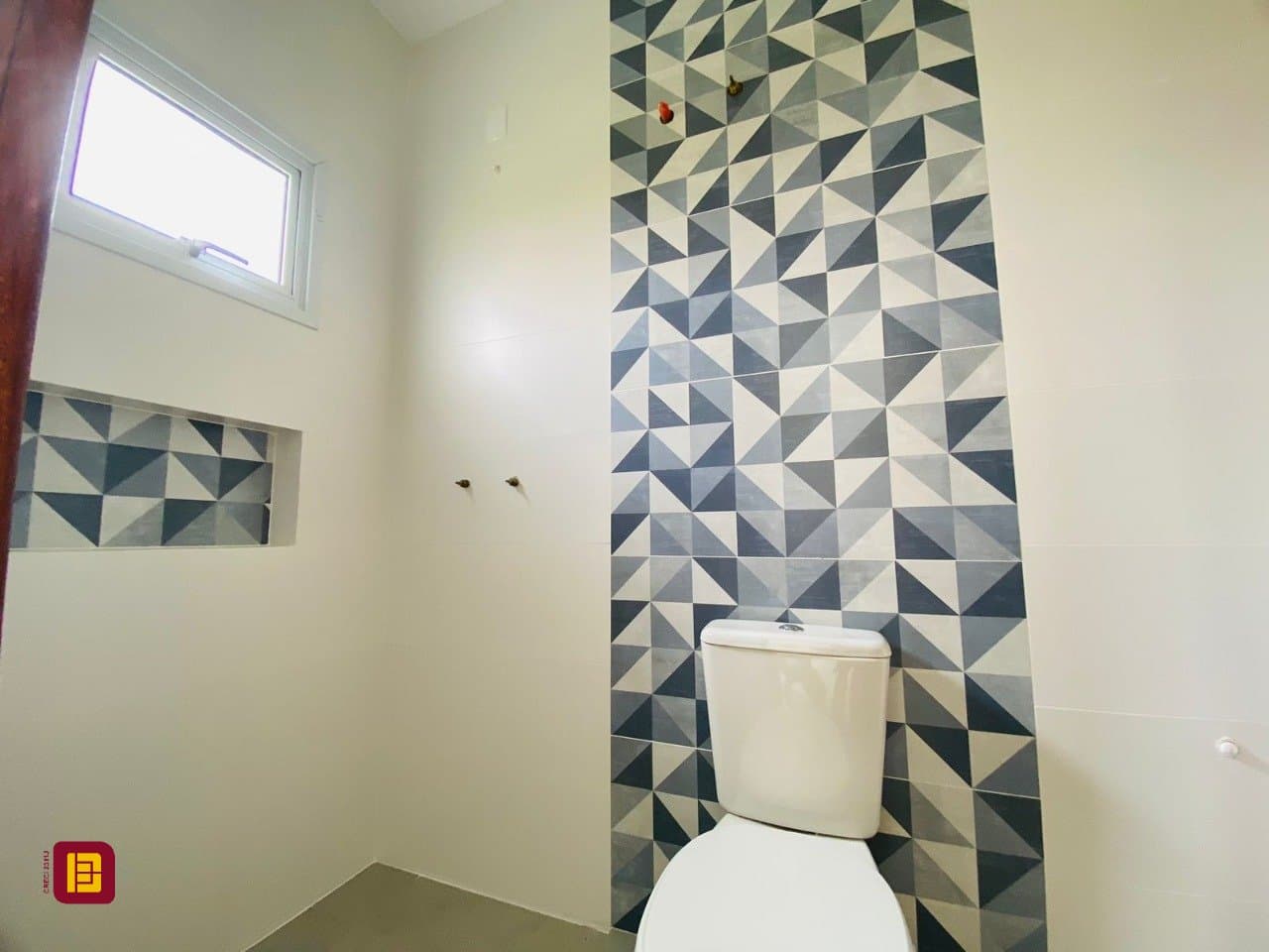 d924wi-iVSA84Ha93aN2SC39_420316568e23f012e5.jpg