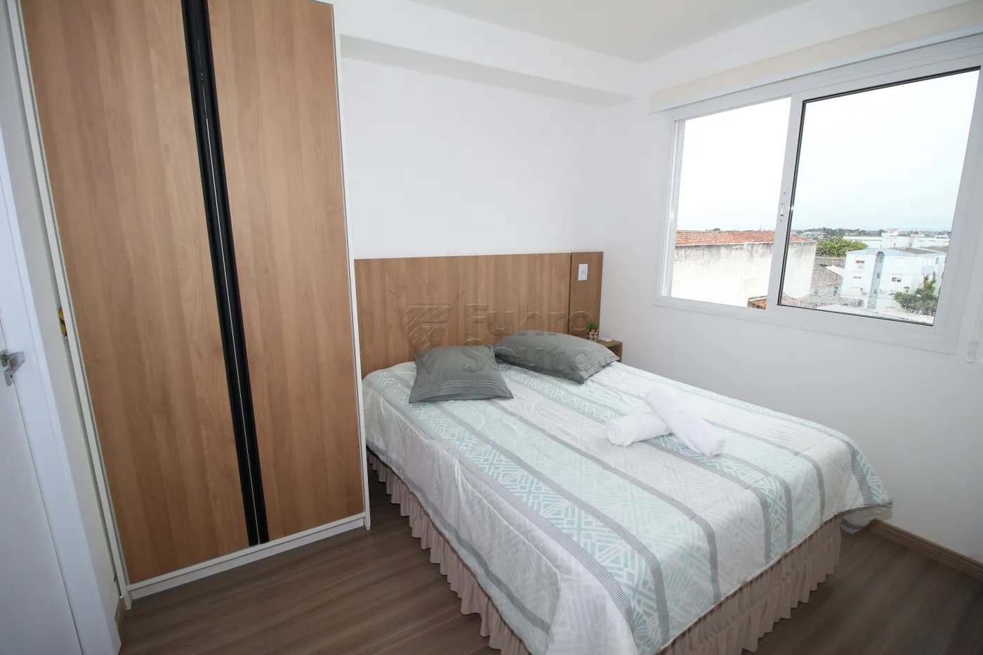 d9v4mk-dormitorio.webp